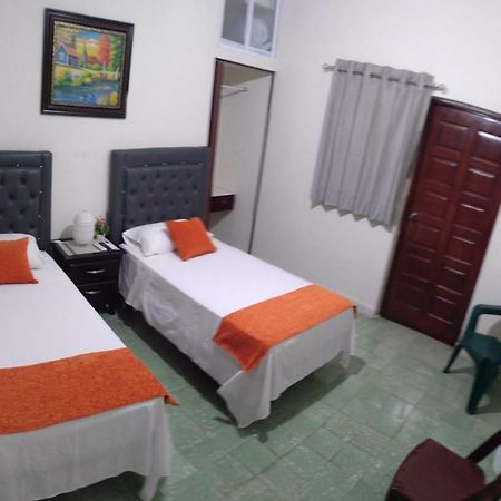Arboleda Hostal ซานโตโดมิงโก ภายนอก รูปภาพ