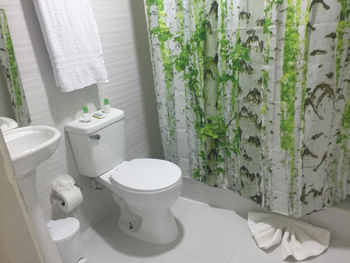 Arboleda Hostal ซานโตโดมิงโก ภายนอก รูปภาพ