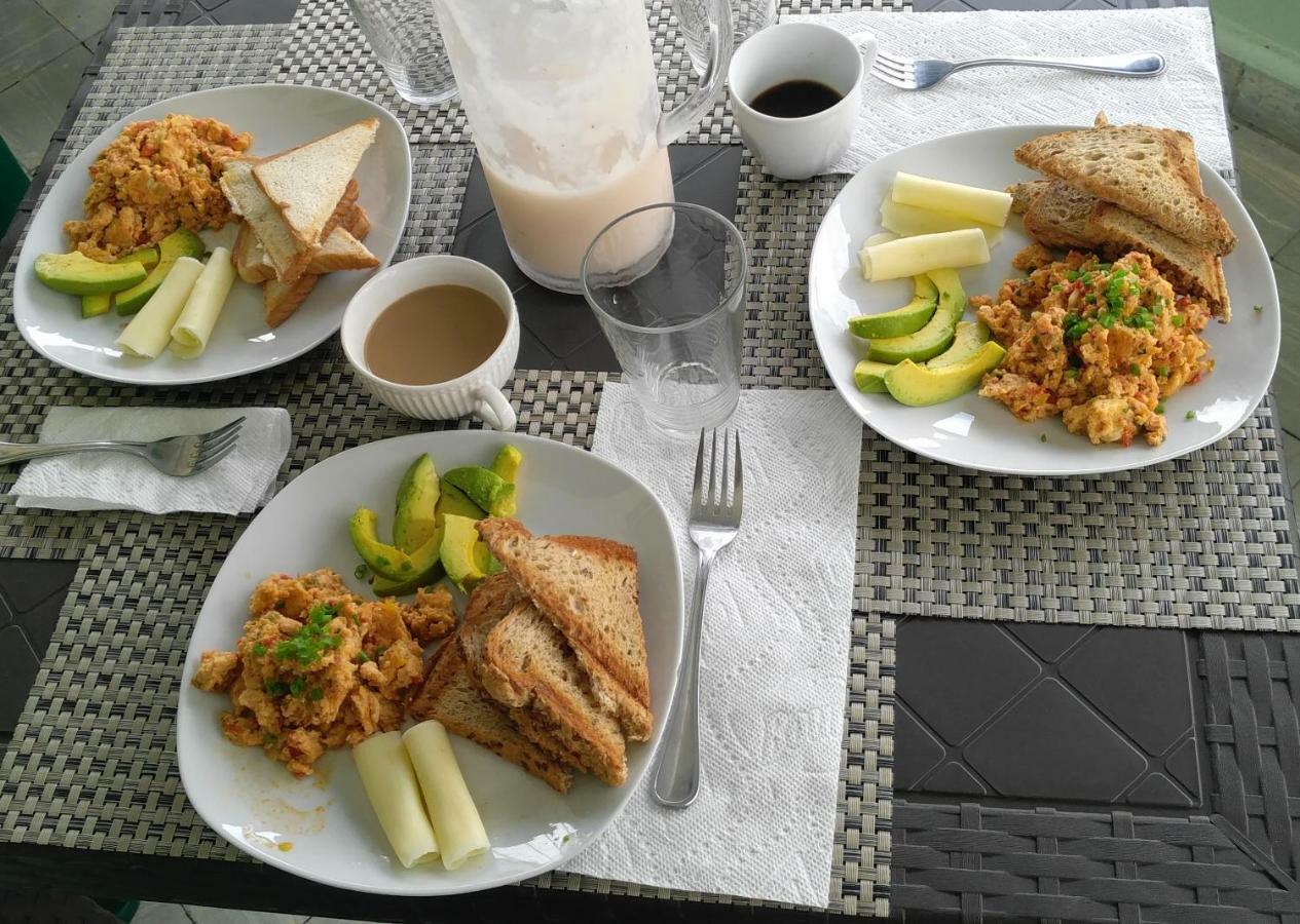 Arboleda Hostal ซานโตโดมิงโก ภายนอก รูปภาพ