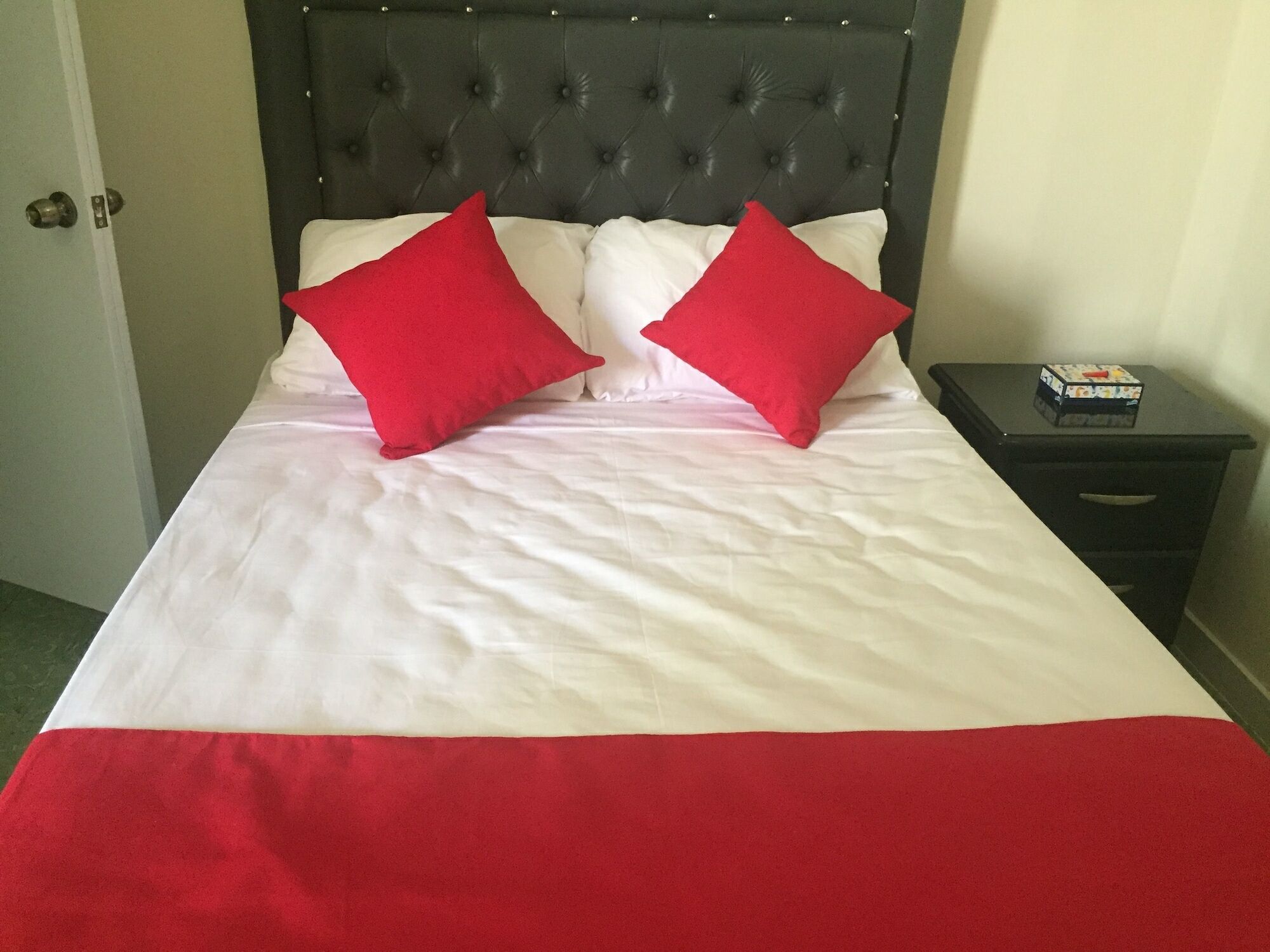 Arboleda Hostal ซานโตโดมิงโก ภายนอก รูปภาพ